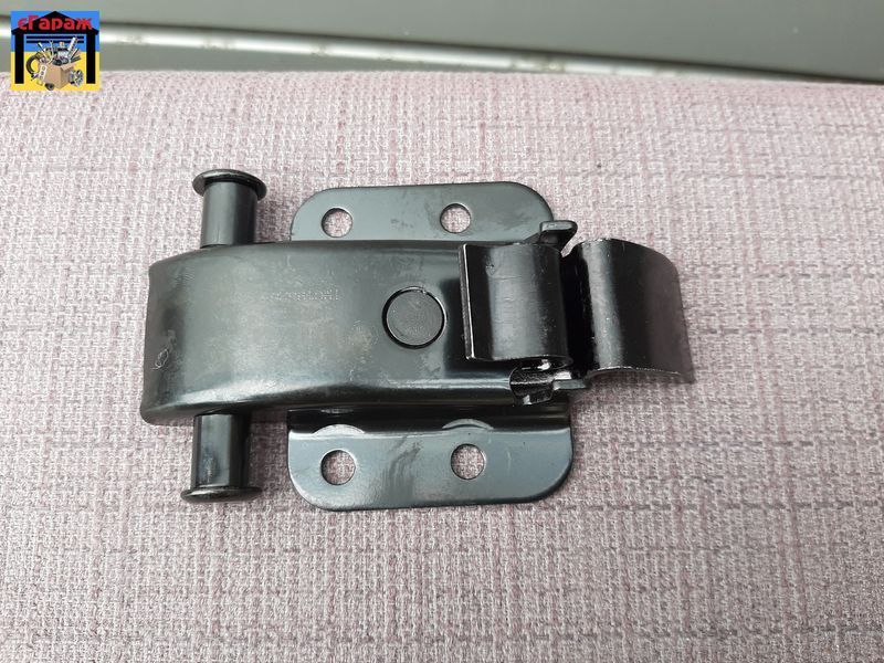 Обмежувач з фіксацією відчинення задніх дверей VW Crafter (06-) (88271605201) VIKA 00-00031054 фото