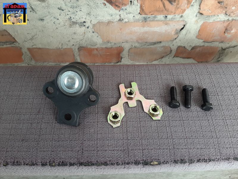 Опора кульова нижня SEAT CORDOBA, IBIZA, INCA, TOLEDO ; VW CADDY 2, GOLF 2 1983-2004 ( 0.9-Electric) RH03-0007 фото