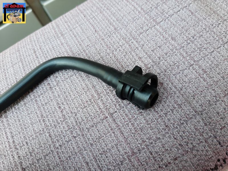 Трубка обігріву дросельної заслонки Chevrolet Cruze, Opel Astra H, J, Insignia, Zafira B (B030.82044) EXXEL 00-00022353 фото
